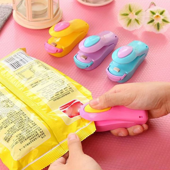 Mini heat sealing machine